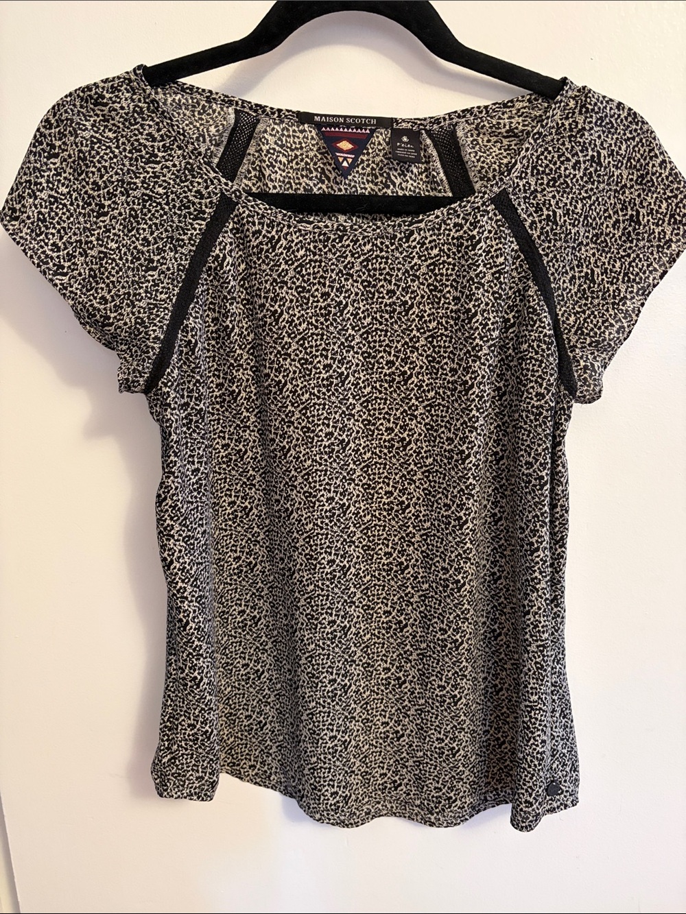 Maison Scotch animal print top size small